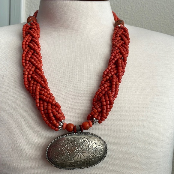 Vintage Coral Necklace Made in Morocco